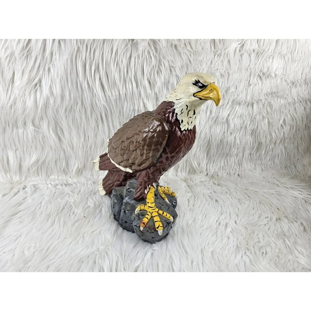 Vintage Super Cool 14in Ceramic Bald Eagle Statue